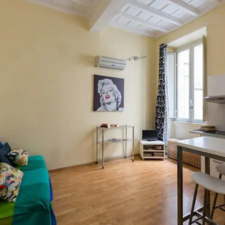 Apartment Colosseum By Alice