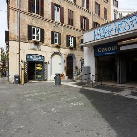 Colosseum By Alice Apartment *