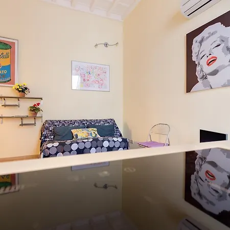 Apartment Colosseum By Alice